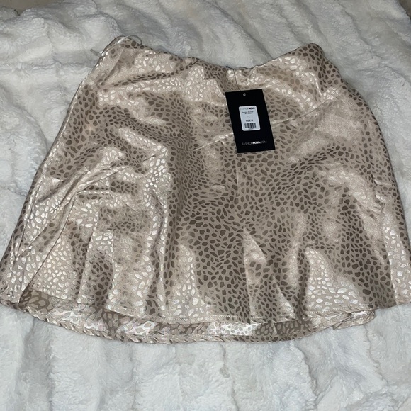 Parisian summer mini skirt - Picture 2 of 3